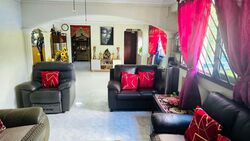 Blk 304 Fuchun Neighbourhood Centre (Woodlands), HDB Executive #482007181